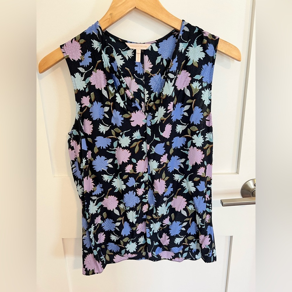 Rebecca Taylor XS silk top ! Looks great with jeans and a blazer!